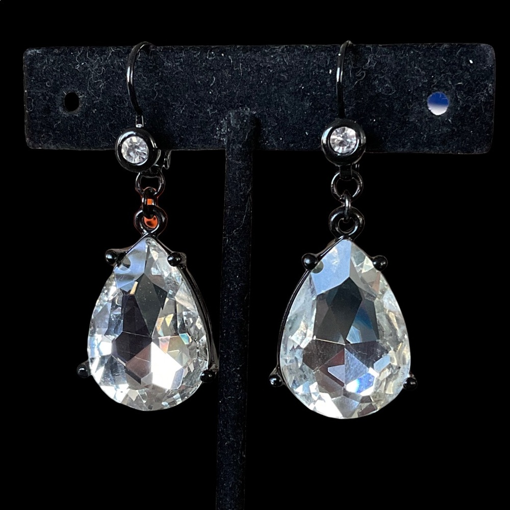 Great Glass Dangle lever back Earrings